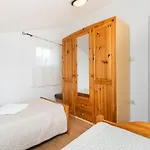 House Bany