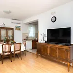 House Bany * Skradin