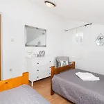 Prázdninový dům House Bany *