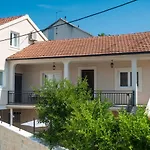 Prázdninový dům House Bany
